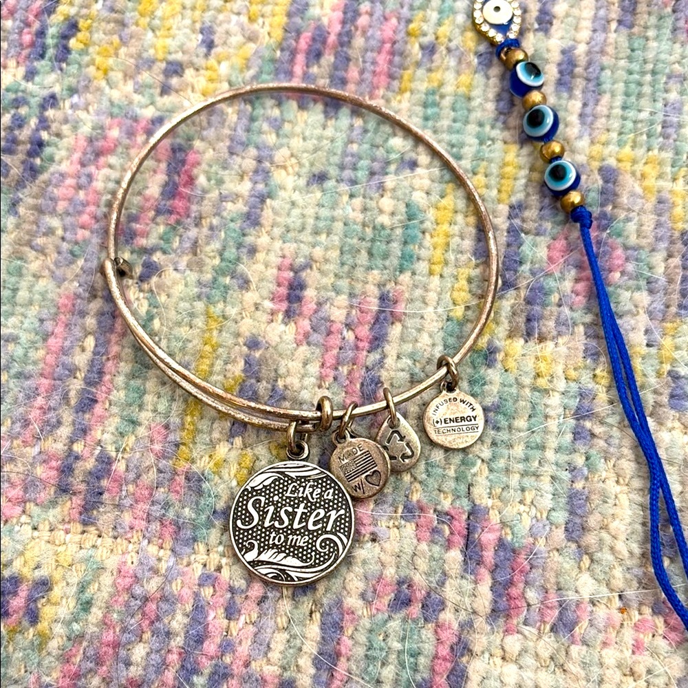 Mixed Jewelry Lot of Vintage, Alex & Ani ,Urban outfitters and more - Picture 13 of 16